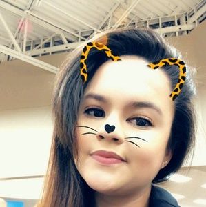 Meet your Posher, Victoria